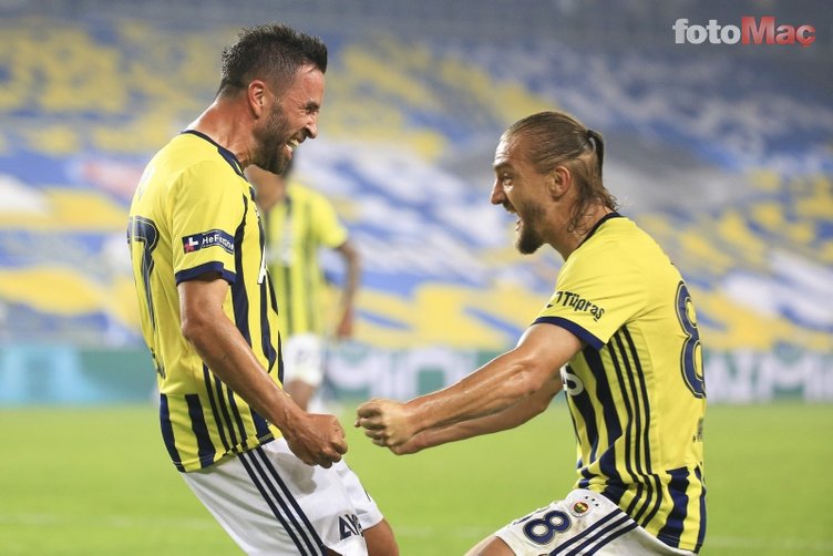 Son dakika FB haberleri | Fenerbahçe'de yıldız isme uyarı geldi!
