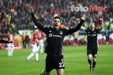 Beşiktaş’ın yeni transferi İstanbul’a geliyor! 3 yıllık sözleşme