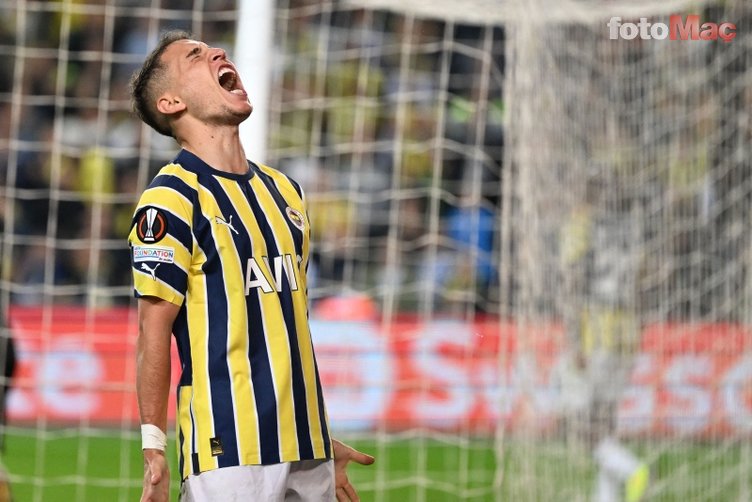 Fenerbahçeli Emre Mor'a İstanbulspor maçı övgü dolu sözler! "Celta'da yapamadığını..."