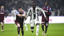 Masuaku kulüp bakıyor