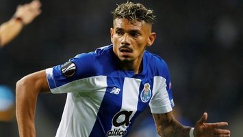 Süper Lig devinden Soares hamlesi!