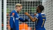 Chelsea evinde turladı!