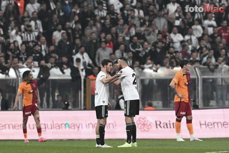 Okan Buruk ve Burak Yılmaz'dan sürpriz tercihler! İşte Galatasaray - Beşiktaş derbisinin 11'leri