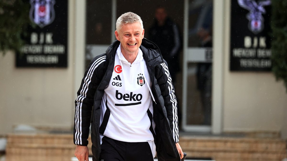 Beşiktaş kafilesi Sivas'a geldi! Beşiktaş kafilesi Sivas'a geldi!