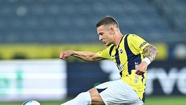 Sebastian görüşme odasına