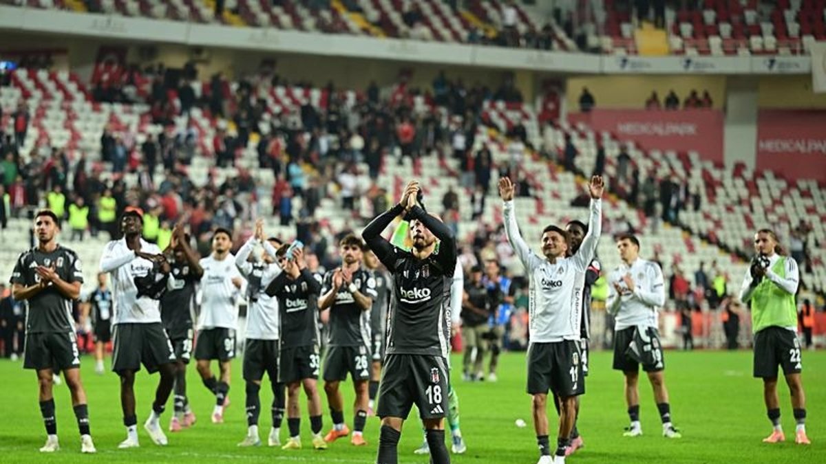 Yalnız bırakmadılar