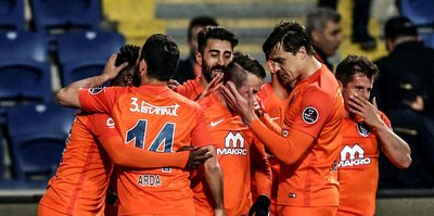 Medipol Başakşehir-Burnley maçına Sırp hakem