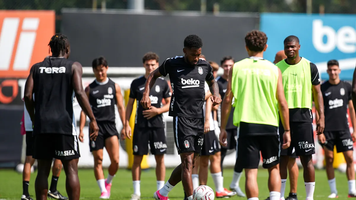 Beşiktaş'ın Zalgiris maçı kamp kadrosu açıklandı! Leandro Trossard…