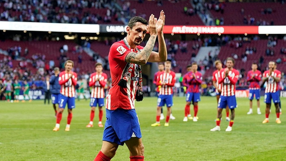 TRANSFER HABERİ - Beşiktaş'ın Savic aşkı bitmiyor! Sözleşme süresi belli oldu