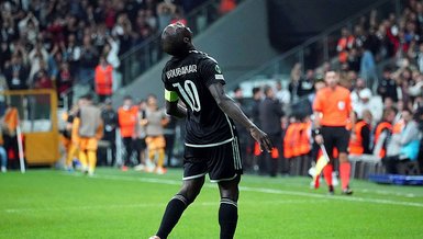 Aboubakar’a sarıldı
