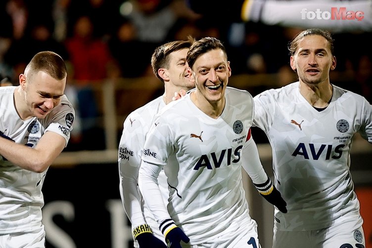 FENERBAHÇE HABERLERİ: Mesut Özil için olay yorum! "Ondan istediğimiz..."