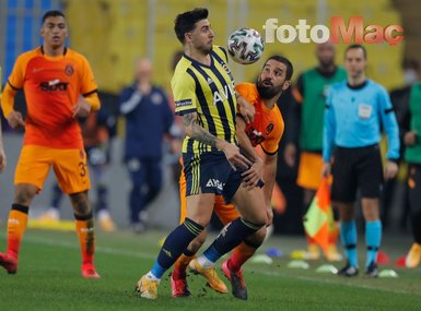 Usta kalemden flaş yorum! Galatasaray Fenerbahçe’yi umutlandırdı