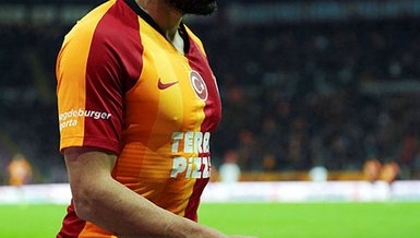 Galatasaray'da Şener Özbayraklı ile yollar ayrılıyor