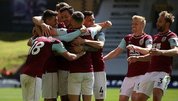 Burnley 3 puanı 4 golle aldı!