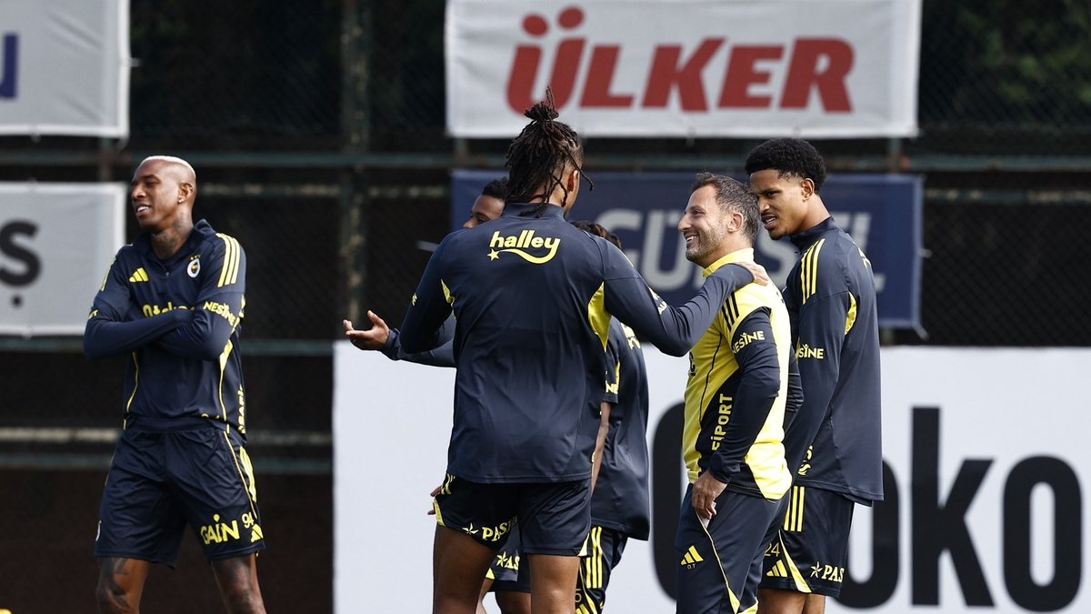 Fenerbahçe Samsunspor mesaisini tamamladı!