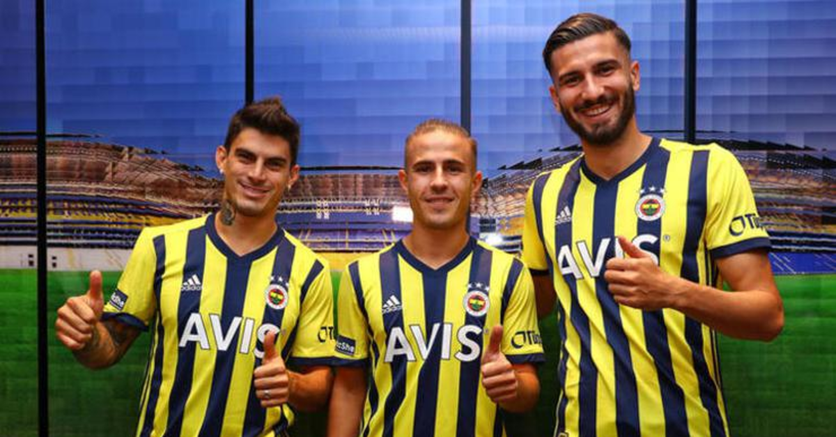 Transfer Sov Fenerbahce 2020 21 Sezonu Tescil Doneminde Kimleri Kadrosuna Katti Iste O 18 Isim