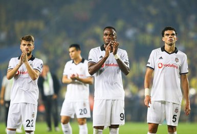 Beşiktaş’ta Larin’in bileti kesildi