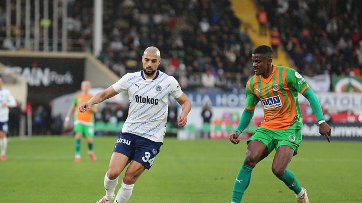 TRANSFER HABERİ - Fenerbahçe'den Amrabat kararı! Satın alma opsiyonu... TRANSFER HABERİ - Fenerbahçe'den Amrabat kararı! Satın alma opsiyonu...