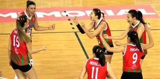 Karşıyaka filede kadroyu korudu