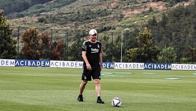 Son dakika spor haberi: Beşiktaş'ta Sergen Yalçın'ın kamp için İspanya'yı seçmesinin nedeni belli oldu