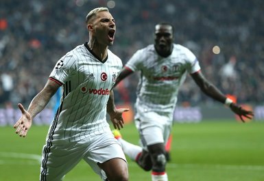 Beşiktaş - Napoli maçından kareler