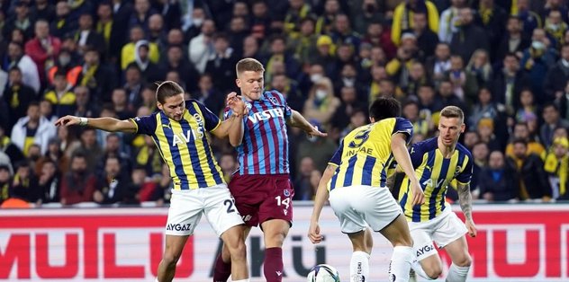 fil röportaj kulaklık  Fenerbahçe Trabzonspor : 1-1 | MAÇ SONUCU - Fotomaç