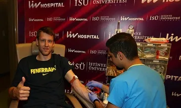 Fenerbahçe Beko salona iniyor