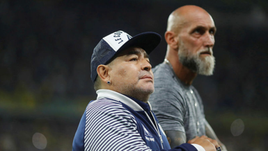 Maradona, Gimnasia ile nikah tazeledi!