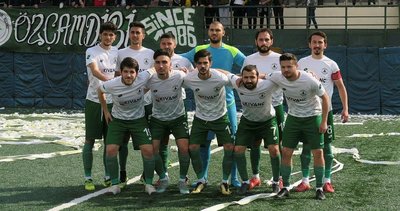 Lider Foça Belediye Özçamdibi Spor'u 4 golle aştı