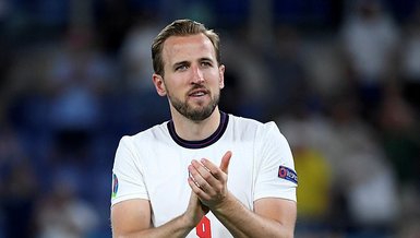Spurs want captain Kane to stay, says director Paratici