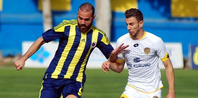 Nazilli Belediyespor'un gözü Gökhan Ünal'da