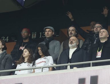 Beşiktaş - Galatasaray maçında sürpriz isimler!