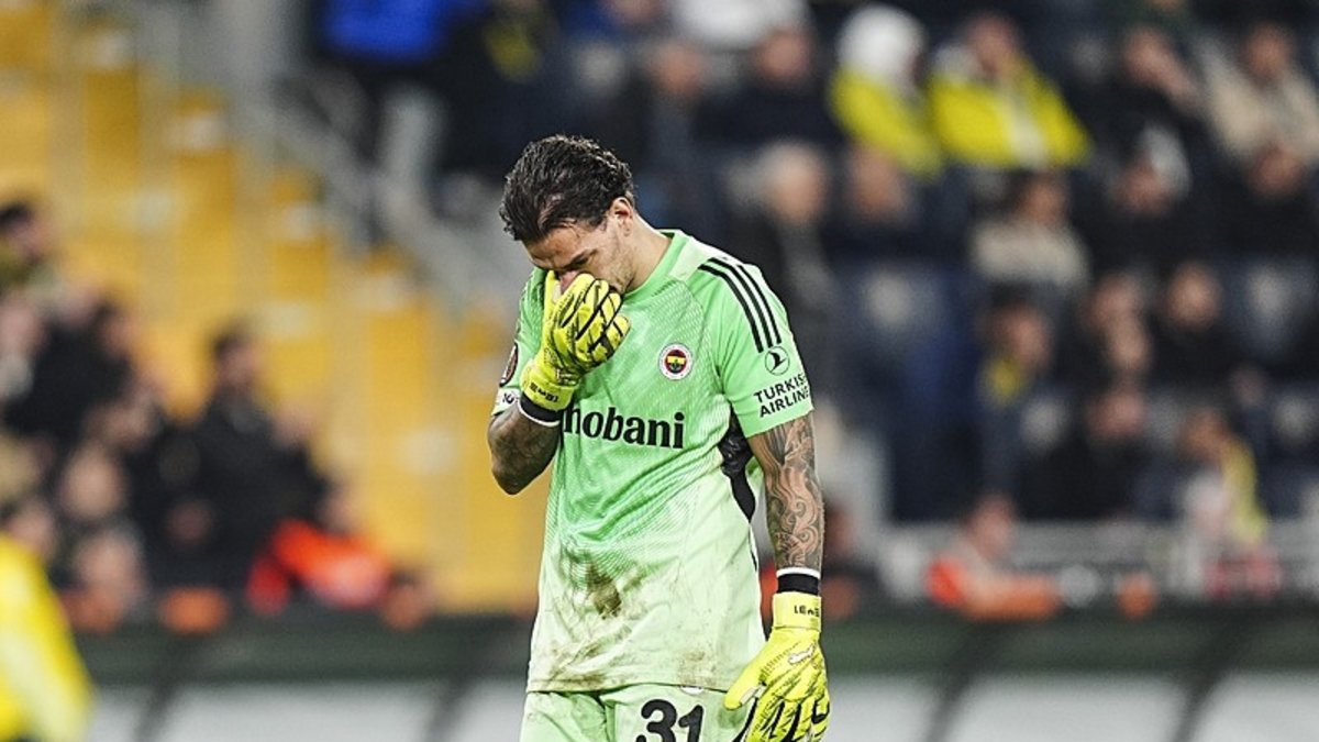 Fenerbahçe'nin kalecisi Ederson ile ilgili flaş iddia! Antrenman yaptıramıyorlar