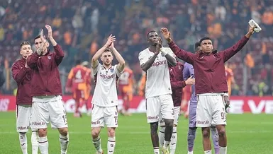 Yıkım ekibi iş başında