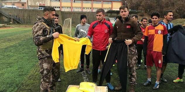 Özel hareketten sporculara malzeme desteği