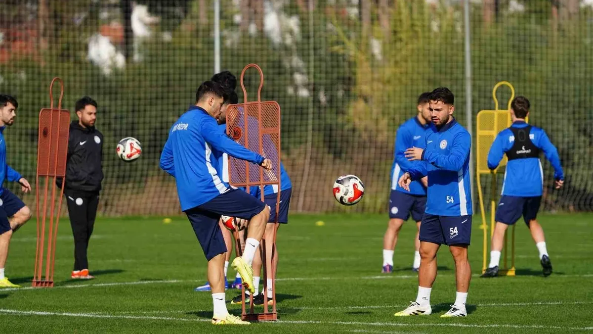 Çaykur Rizespor 2. devre hazırlıklarını sürdürüyor!