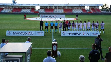 Yeni Malatyaspor sahaya çıkmadı, maç başlamadı!